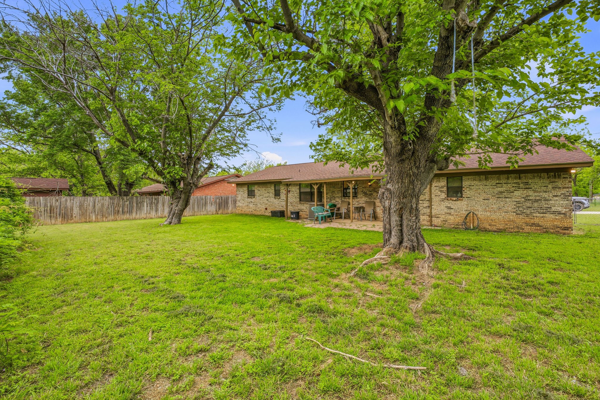 200 E Plum Avenue