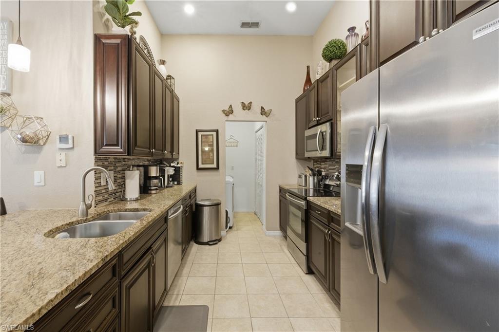 27103 Matheson AVE 202