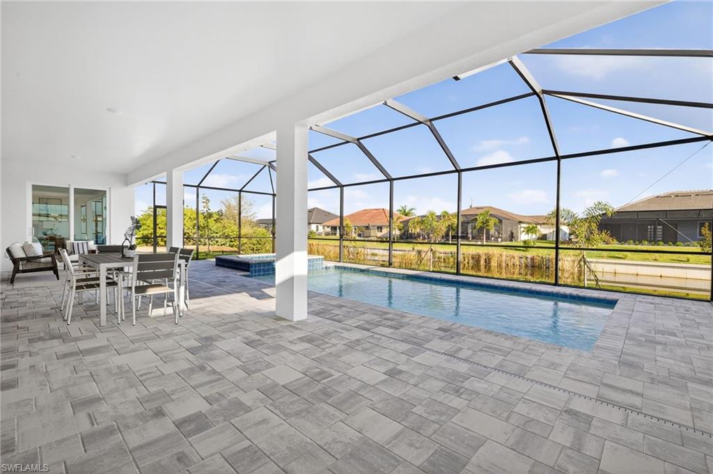 1423 SW 1st TER