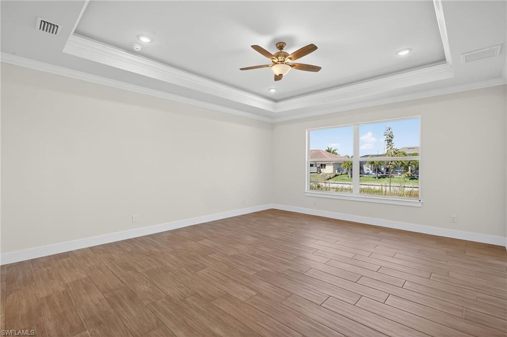 1423 SW 1st TER