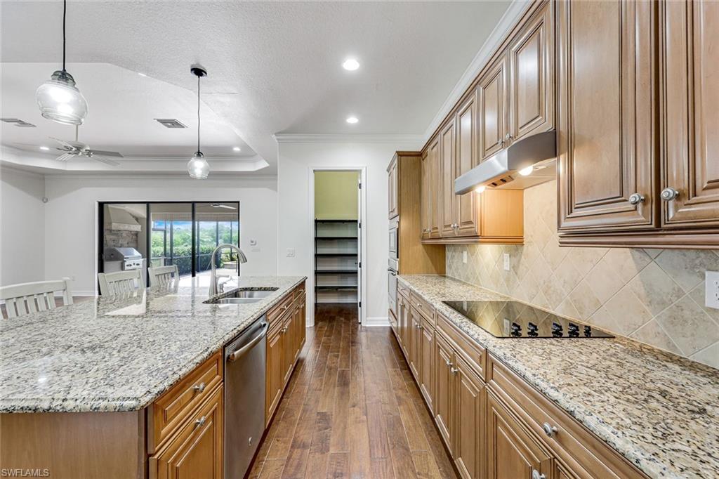 12643 Kinross LN