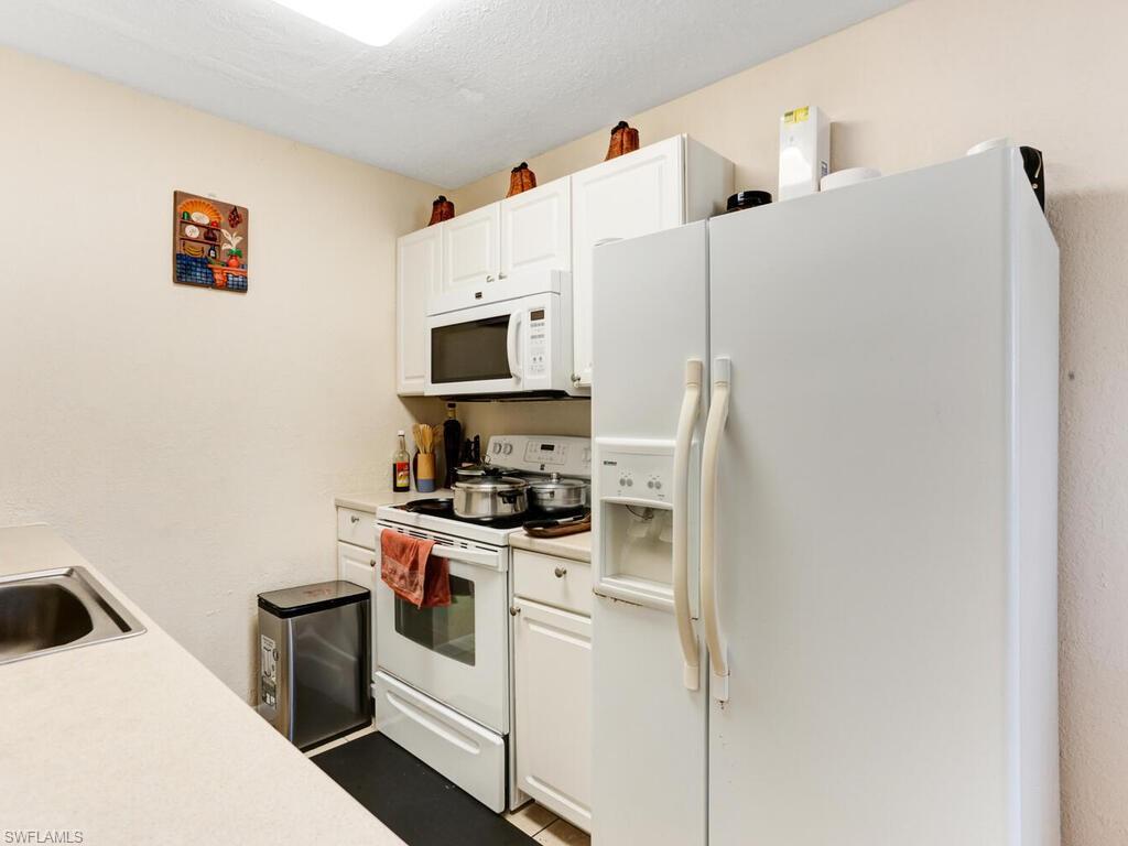 4625 Bayshore DR Unit: D5