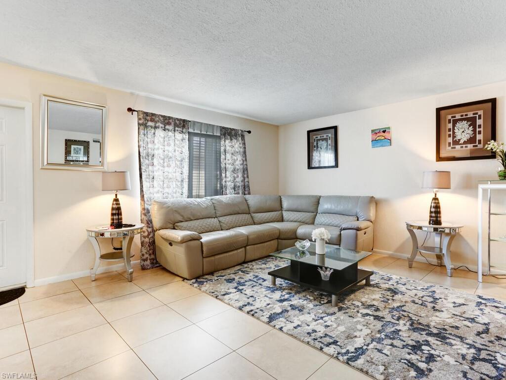 4625 Bayshore DR Unit: D5