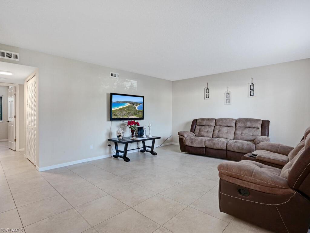 4621 Bayshore DR Unit: Q6