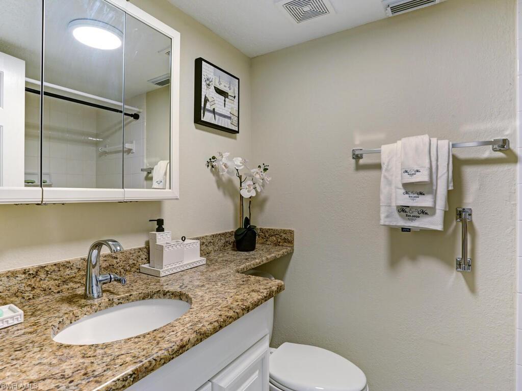 4621 Bayshore DR Unit: Q6