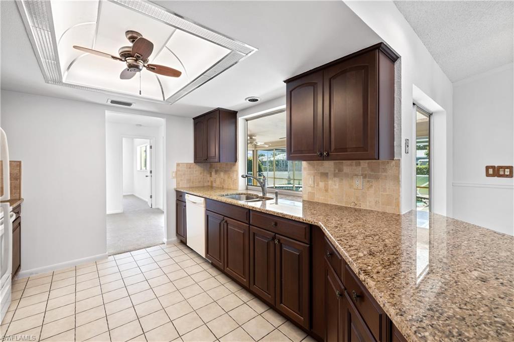 1318 SE 34th TER