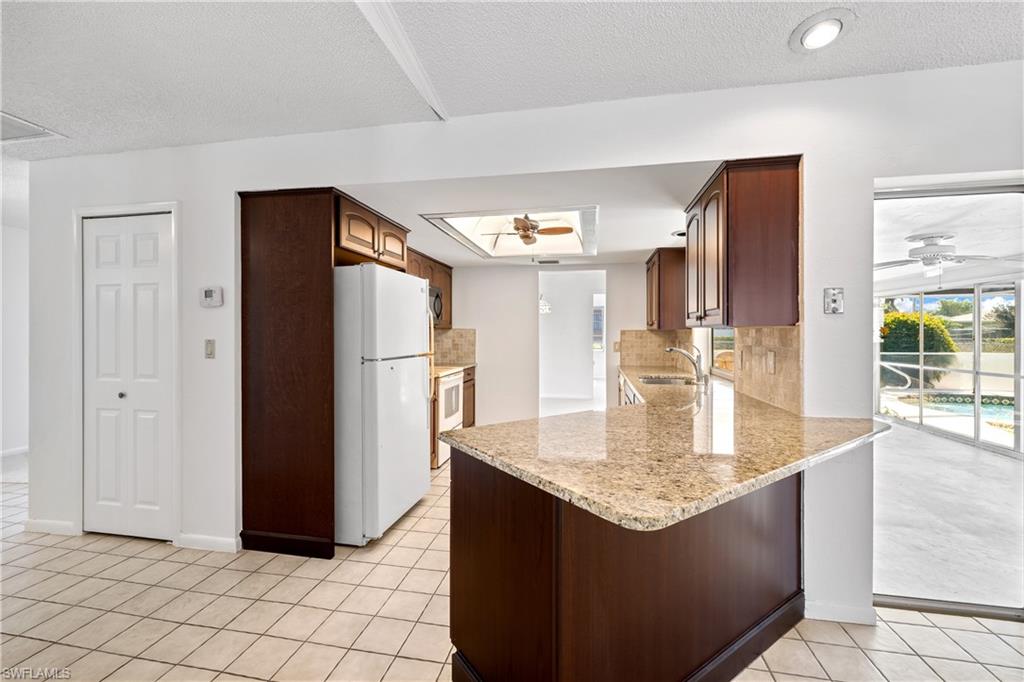 1318 SE 34th TER
