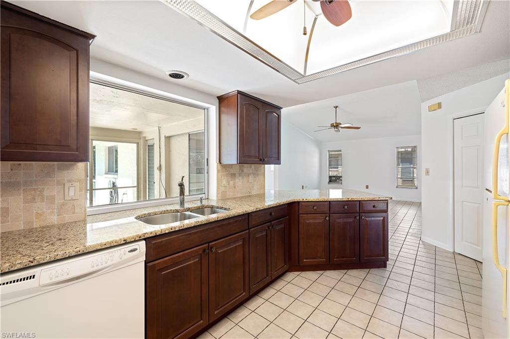 1318 SE 34th TER