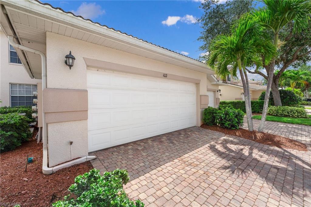 3311 Coconut Island DR Unit: 102