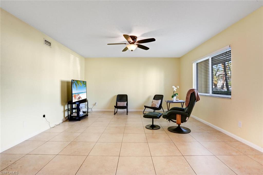 4621 Bayshore DR Unit: Q2