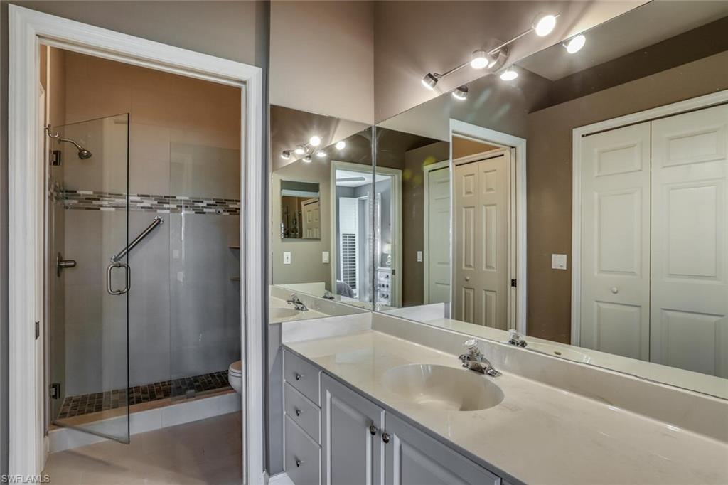 5964 Sand Wedge LN Unit: 304