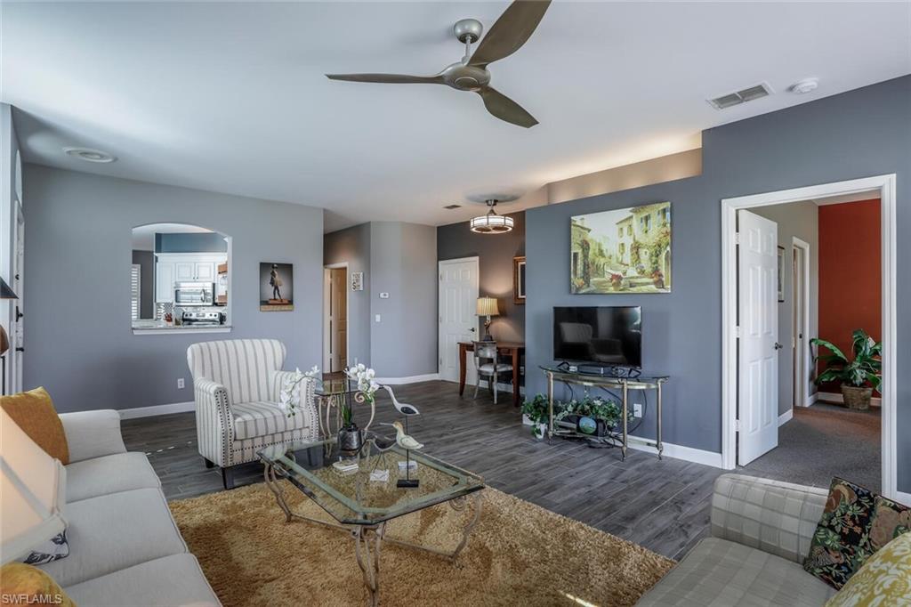 5964 Sand Wedge LN Unit: 304