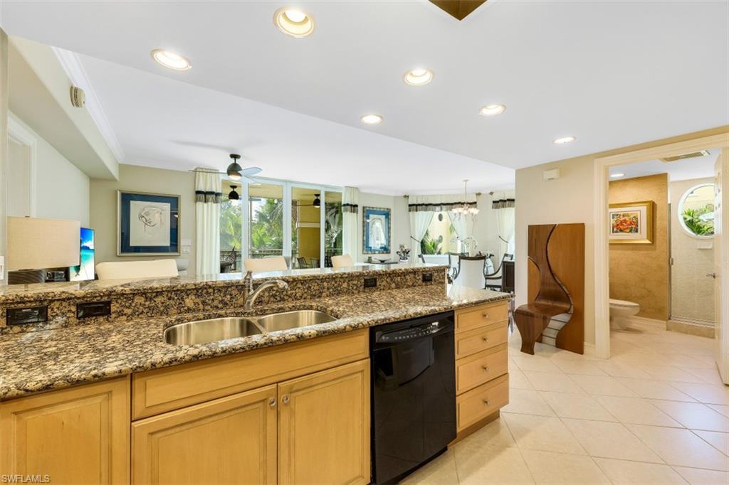 2728 Tiburon BLVD E Unit: A-306