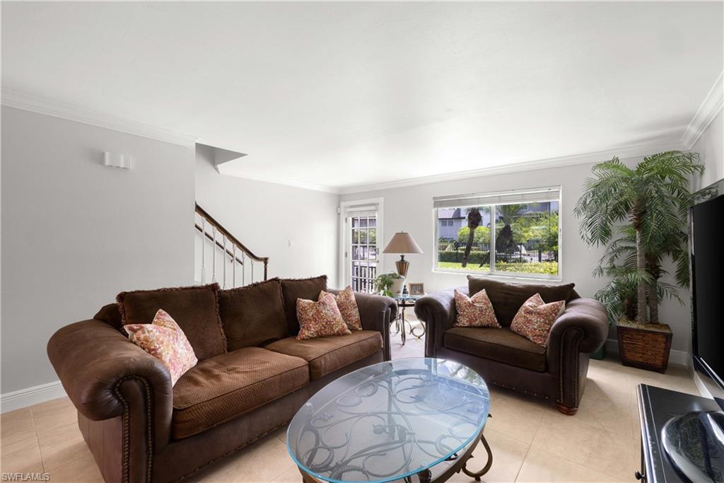 180 Cypress WAY E Unit: C116