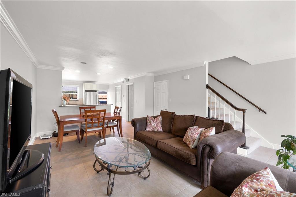 180 Cypress WAY E Unit: C116