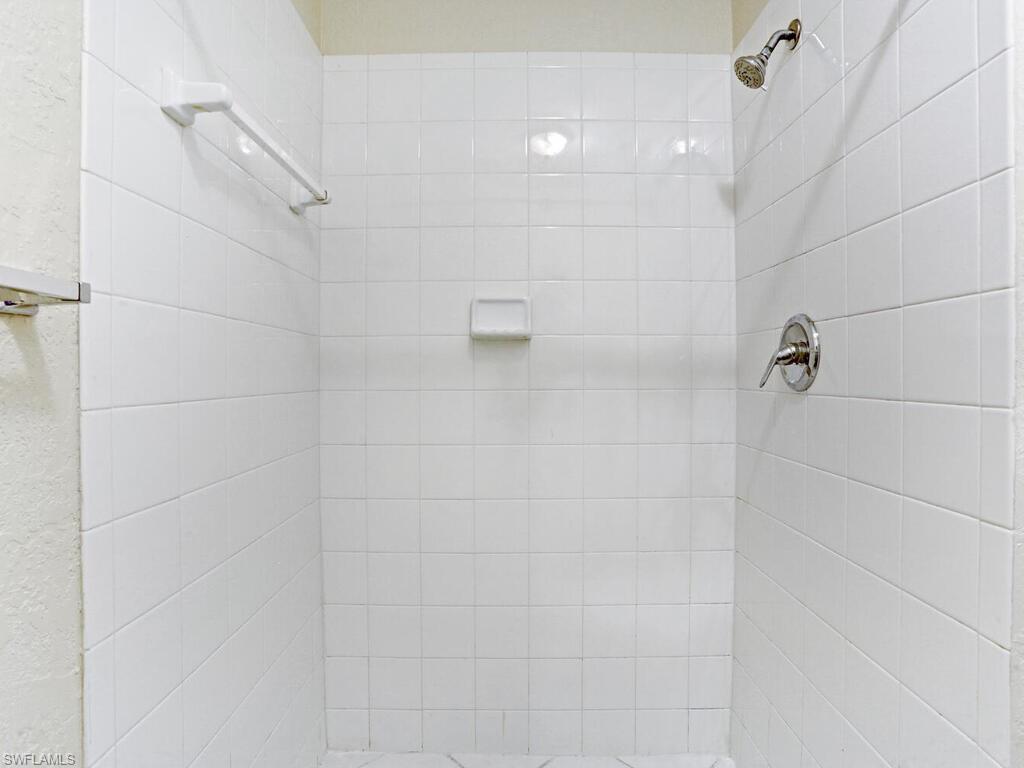 4607 Bayshore DR Unit: K8