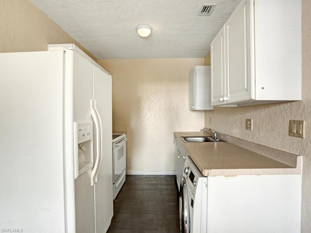 4607 Bayshore DR Unit: K8
