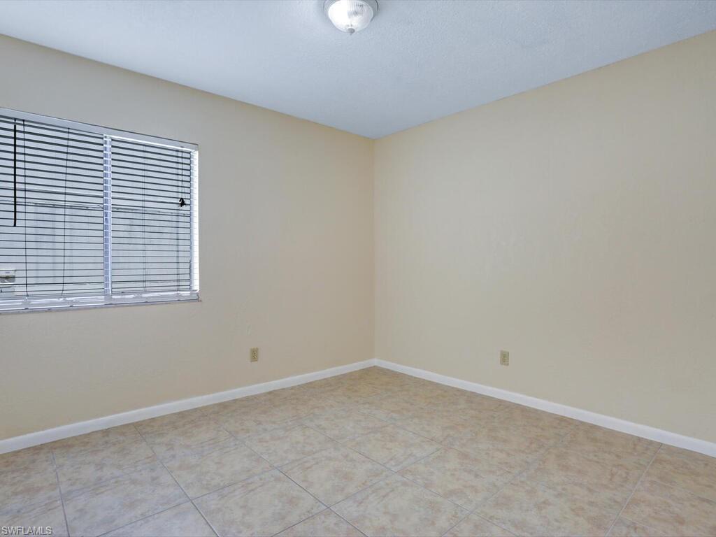 4629 Bayshore DR Unit: J1