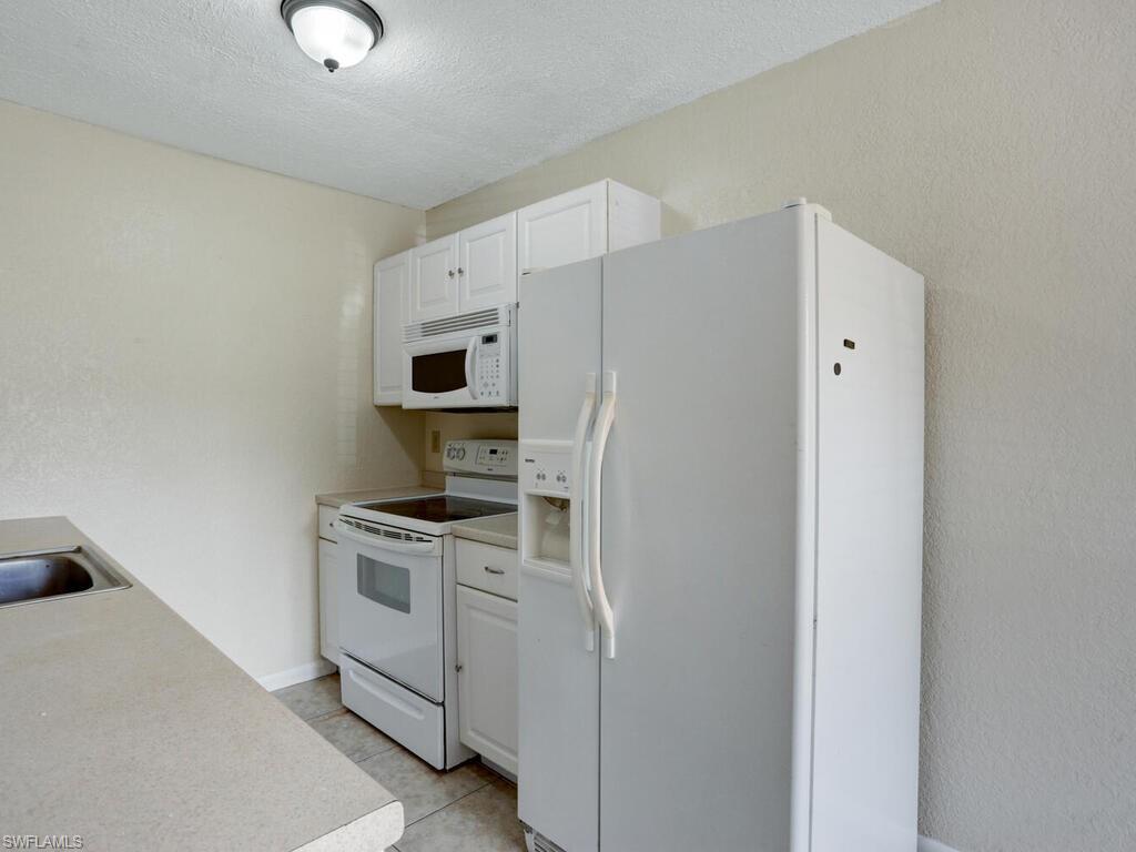 4629 Bayshore DR Unit: J1