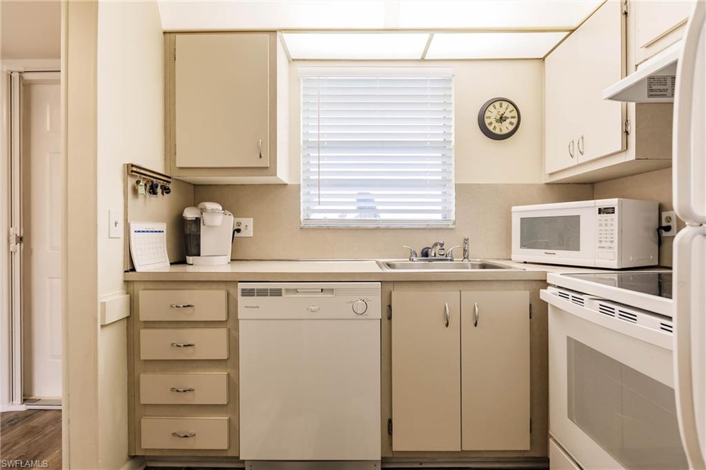 4380 27th CT SW Unit: 1-406