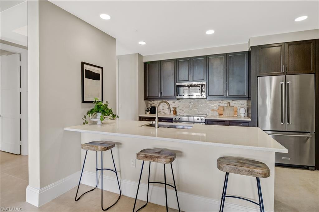 1035 3rd AVE S Unit: 203