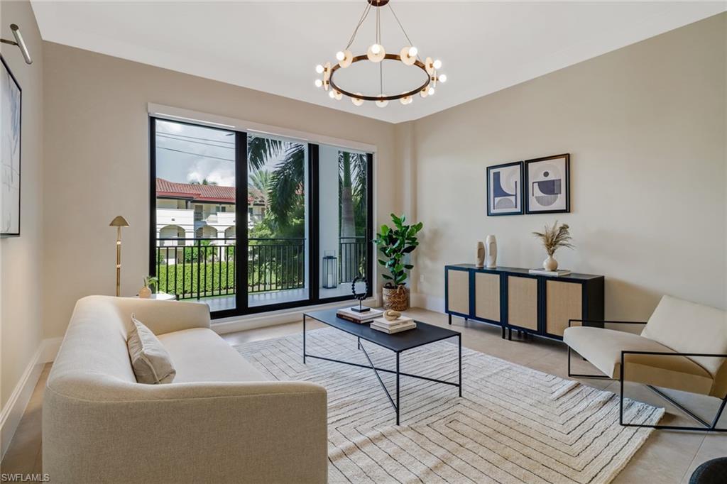 1035 3rd AVE S Unit: 203