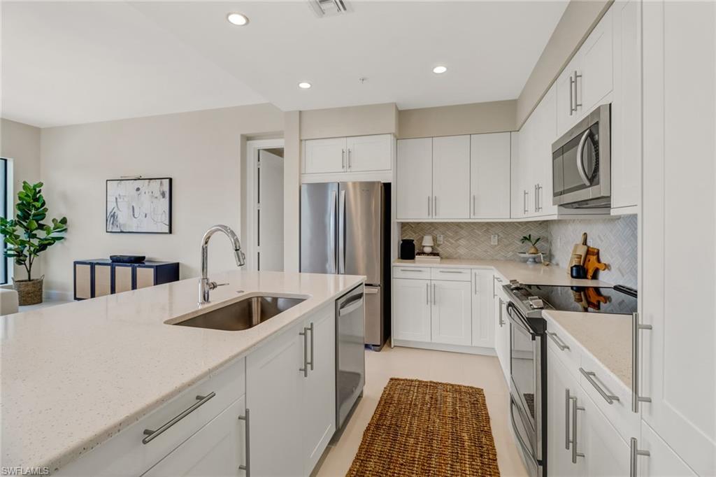 1111 Central AVE Unit: 307