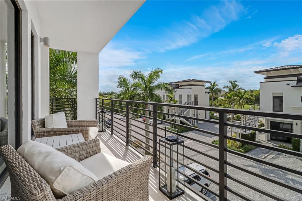 1111 Central AVE Unit: 307