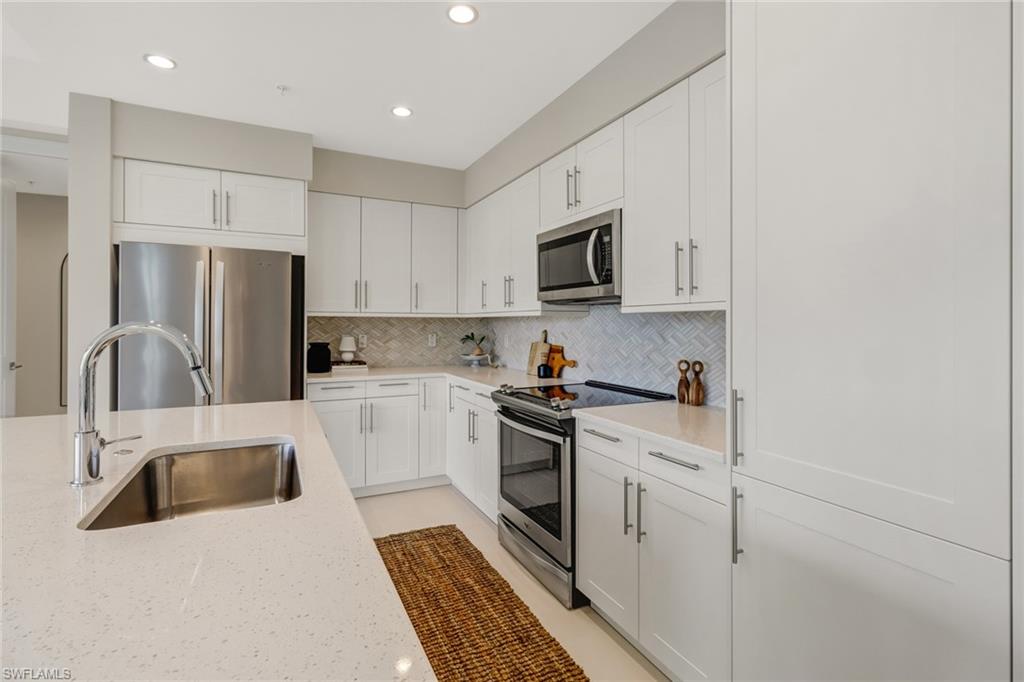 1111 Central AVE Unit: 307