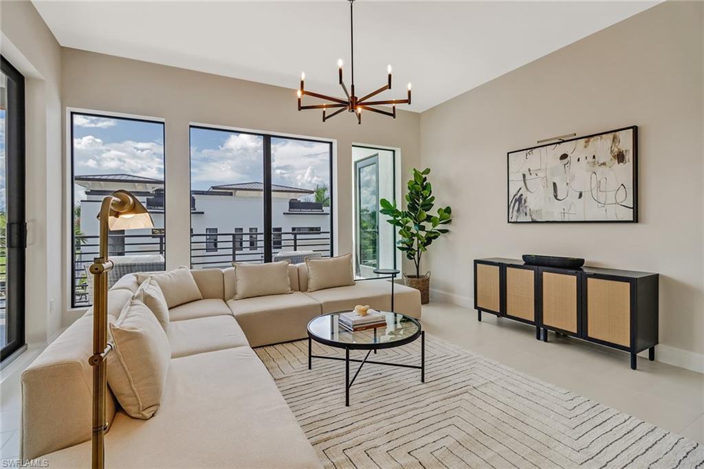 1111 Central AVE Unit: 307