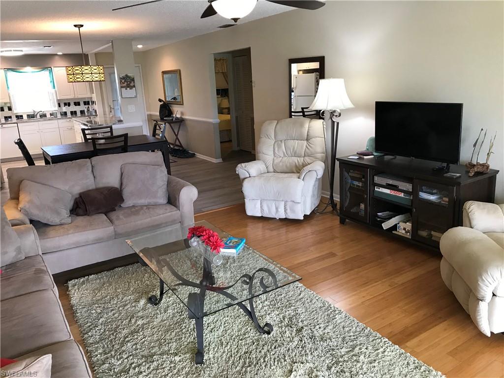 600 Valley Stream DR Unit: F8