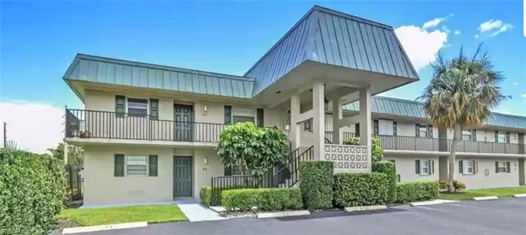 600 Valley Stream DR Unit: F8