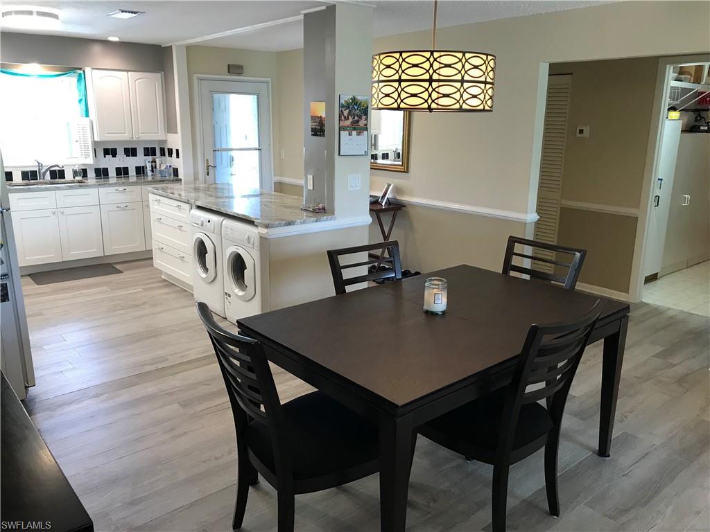 600 Valley Stream DR Unit: F8
