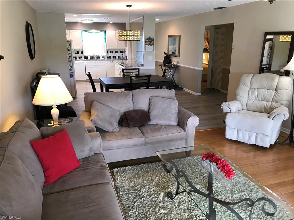 600 Valley Stream DR Unit: F8