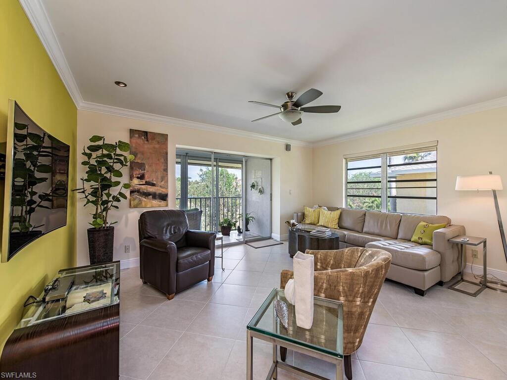 726 Broad AVE S Unit: 726