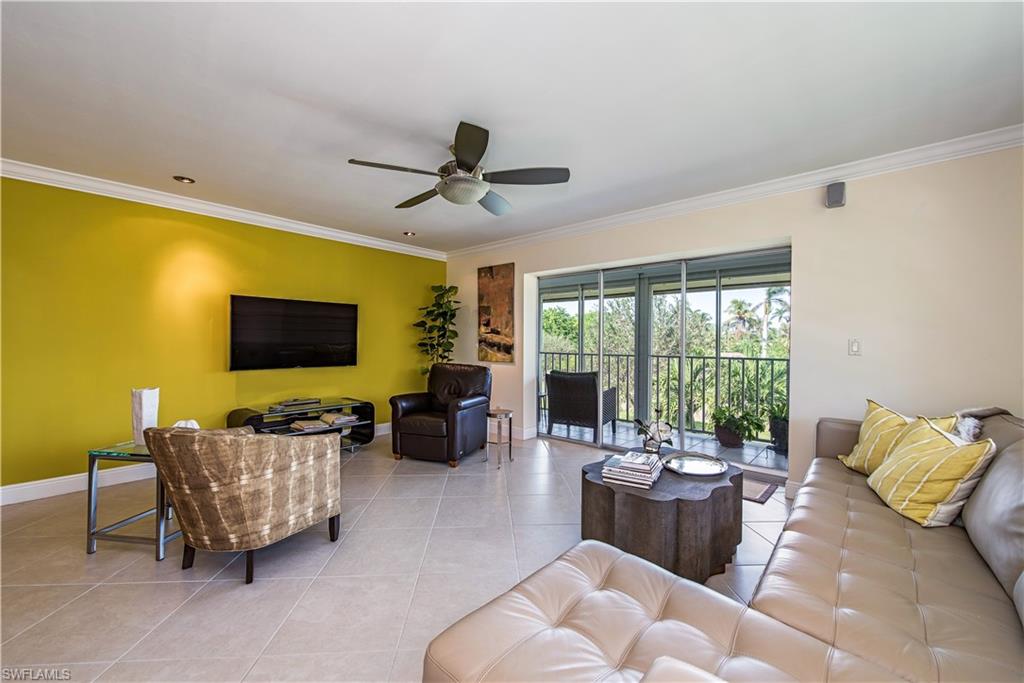 726 Broad AVE S Unit: 726