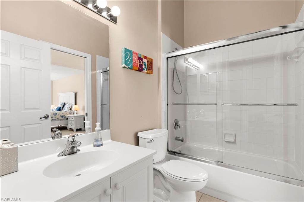 5250 Birmingham DR Unit: 202