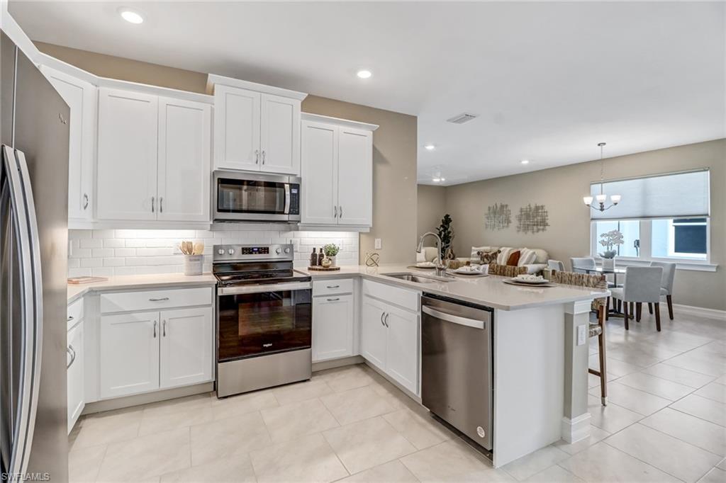 1025 Tranquil Brook DR