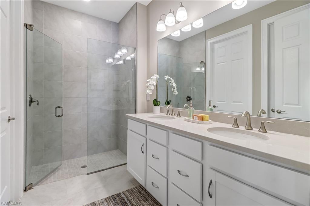 1025 Tranquil Brook DR