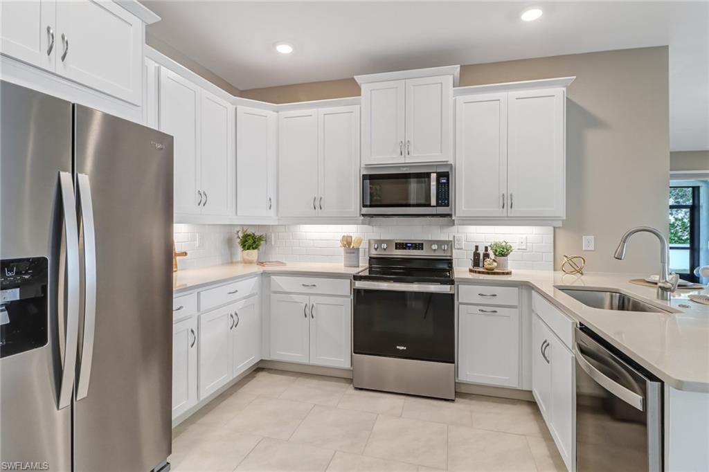 1025 Tranquil Brook DR