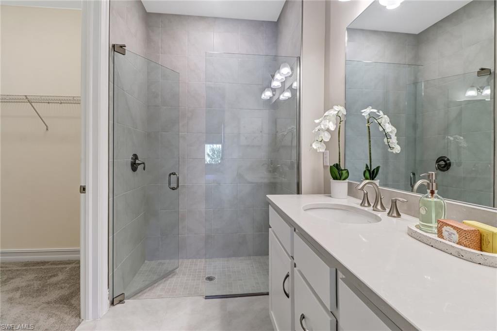 1025 Tranquil Brook DR