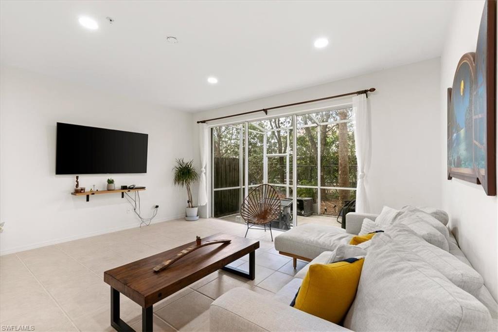 15841 Marcello CIR Unit: 84