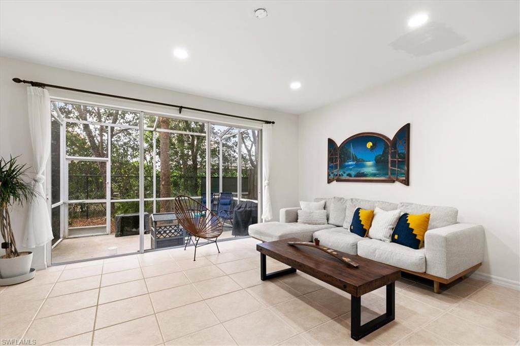 15841 Marcello CIR Unit: 84