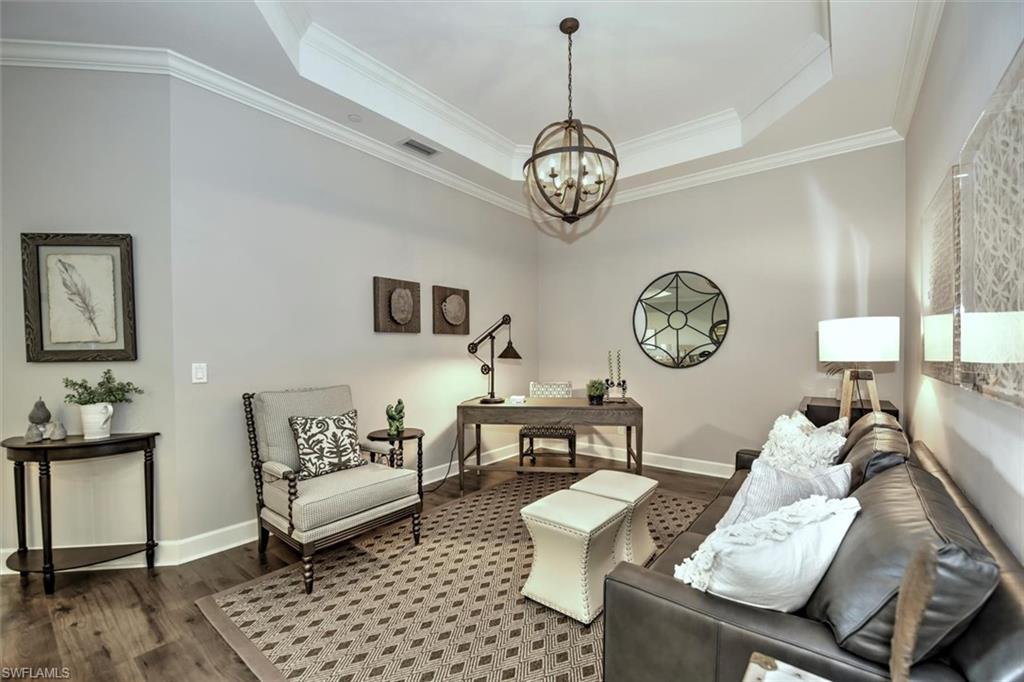 9679 Montelanico LOOP Unit: 202