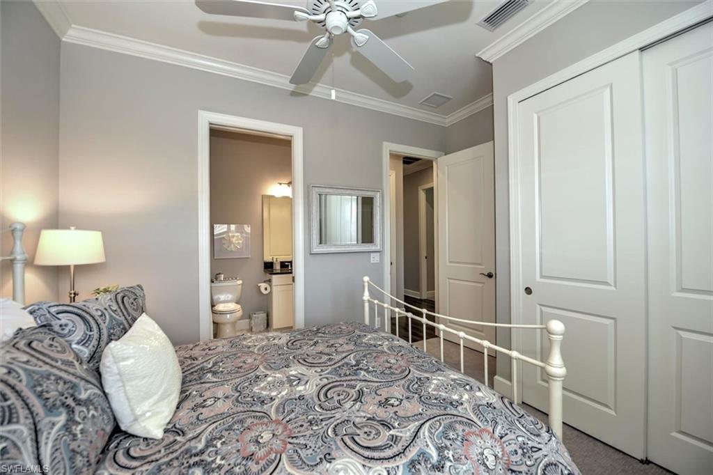 9679 Montelanico LOOP Unit: 202