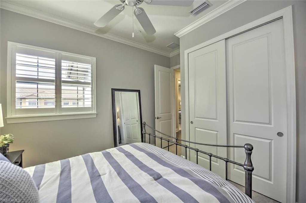 9679 Montelanico LOOP Unit: 202