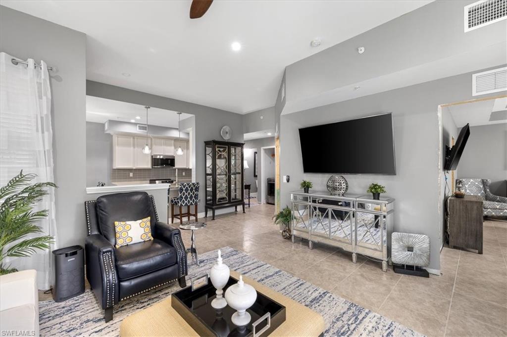 18239 Creekside Preserve LOOP Unit: 102