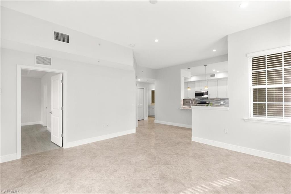 18243 Creekside Preserve LOOP Unit: 101