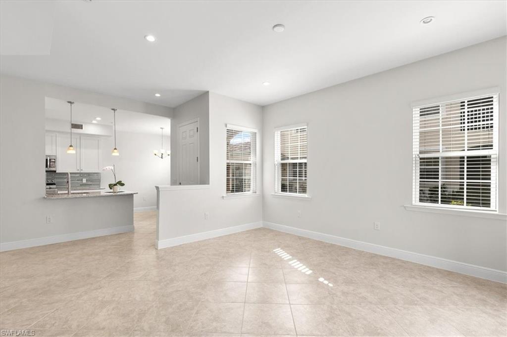 18243 Creekside Preserve LOOP Unit: 101