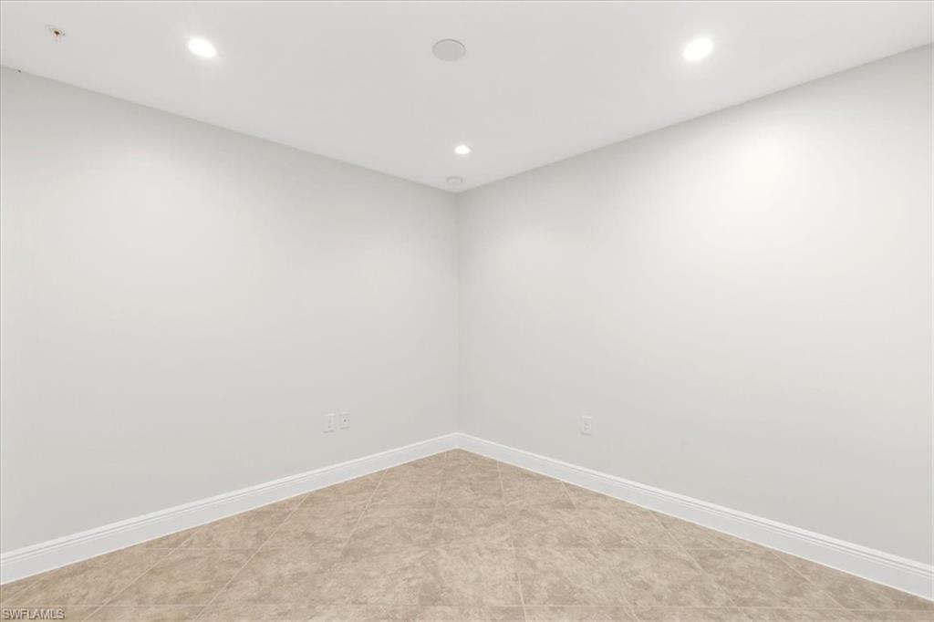 18243 Creekside Preserve LOOP Unit: 101